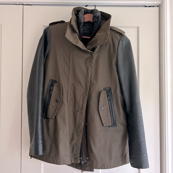 Leather coat - Picture 1 of 3